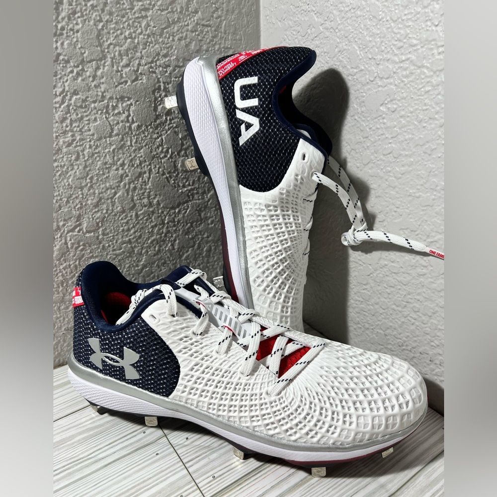 Under Armour Women's Gylde 2.0 MT LE‎ Softball Cleats white red blue USA size 11